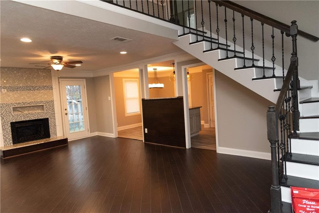 3 bedroom, 3 bathroom, 1,500 sq ft single family residence sold at 1771 Kristi Drive, Lawrenceville, GA 30043