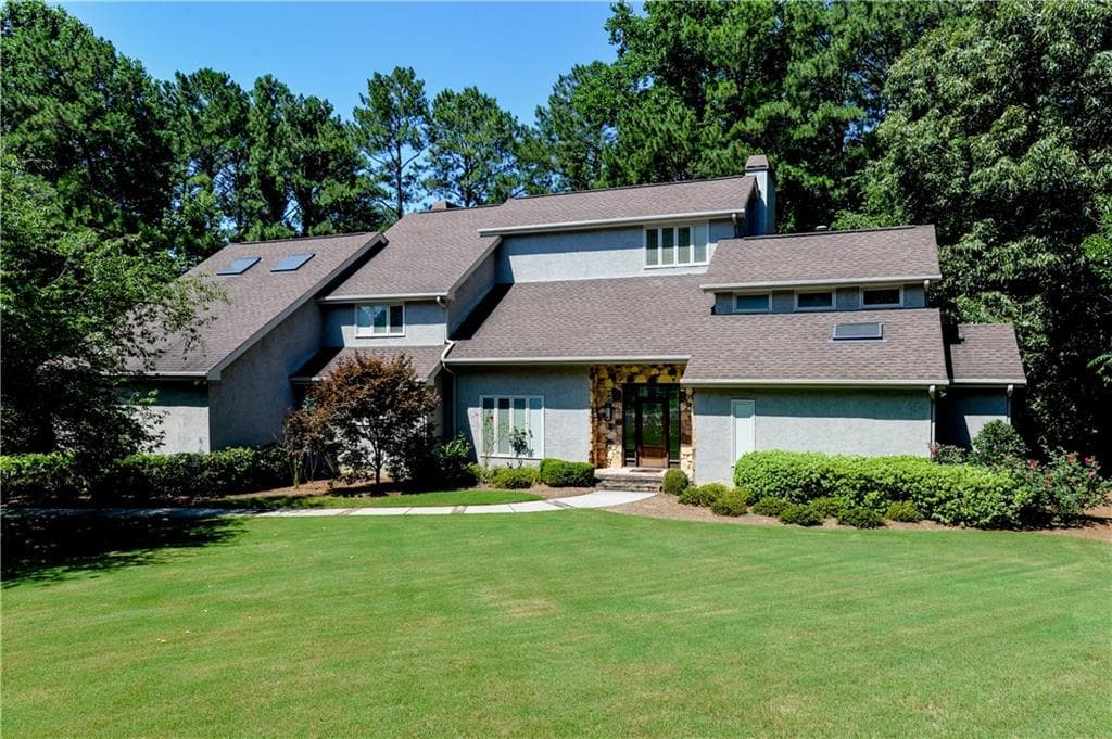 5480 Errol Place, Sandy Springs, GA 30327 — most recent listing photo
