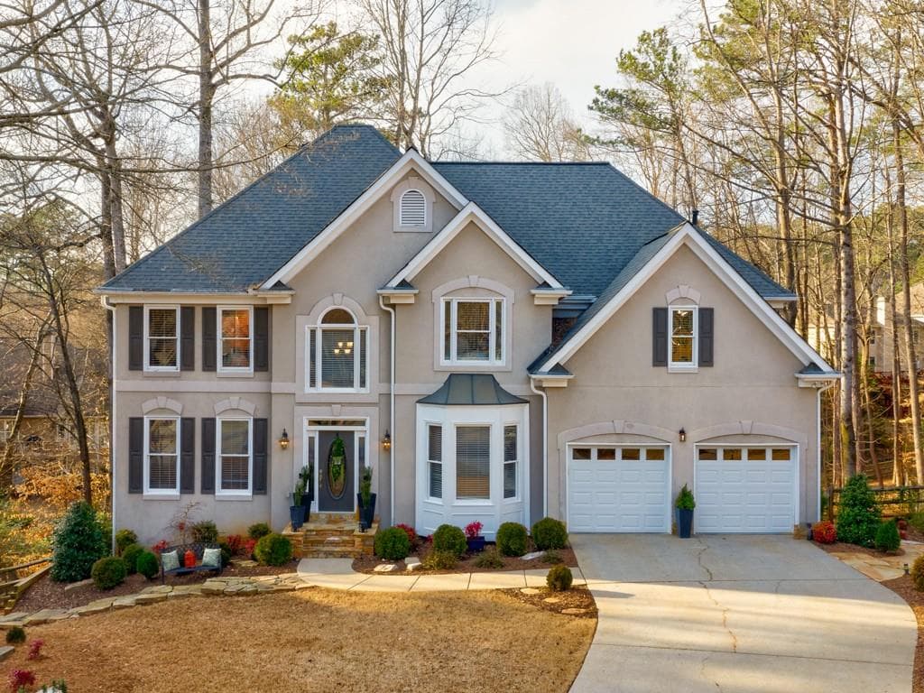 6 bedroom, 5 bathroom, 3,205 sq ft single family residence sold at 2095 Walnut Creek Crossing, Alpharetta, GA 30005