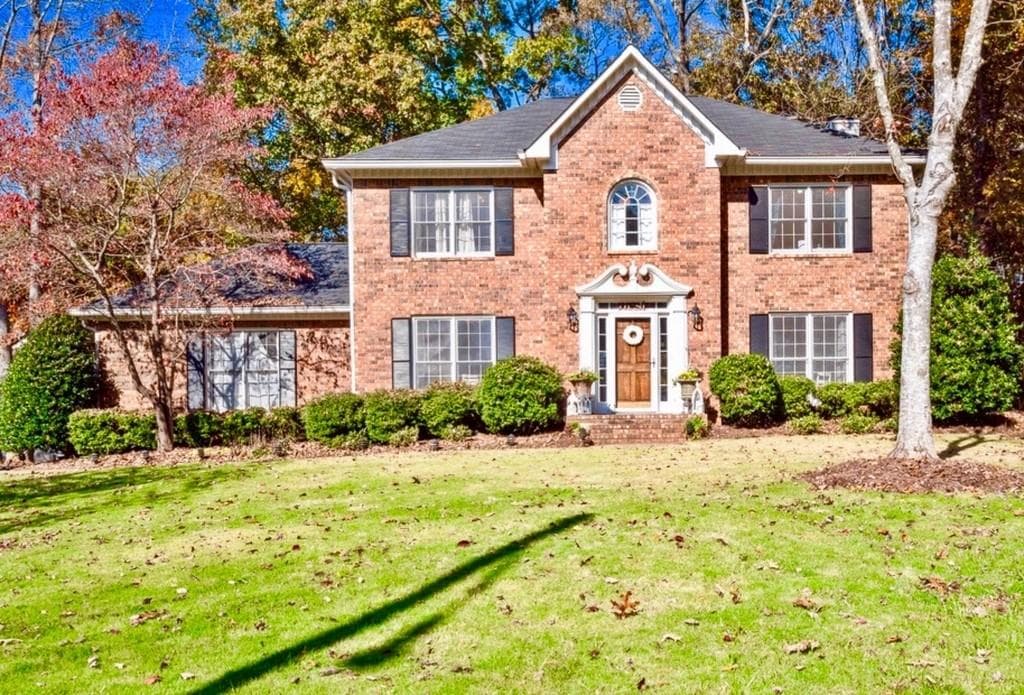 4 bedroom, 3 bathroom, 2,524 sq ft single family residence sold at 100 Stone Gate Way, Mableton, GA 30126
