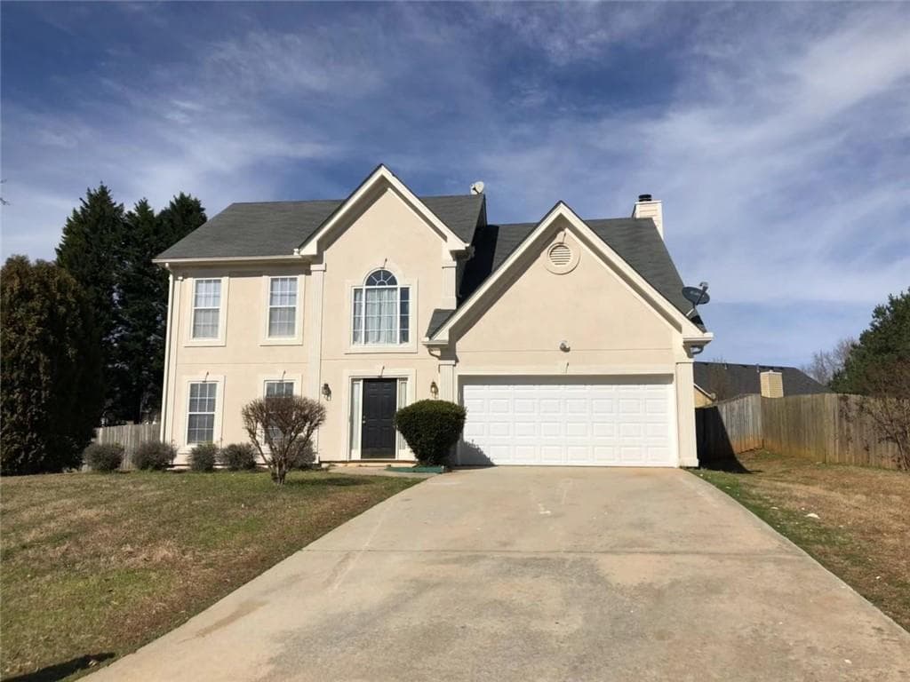 4 bedroom, 3 bathroom, 2,393 sq ft single family residence sold at 3015 Paces Woods Drive, Lawrenceville, GA 30044