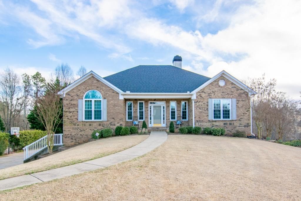 4 bedroom, 3 bathroom, 2,961 sq ft single family residence sold at 6425 Dexters Drive, Cumming, GA 30040