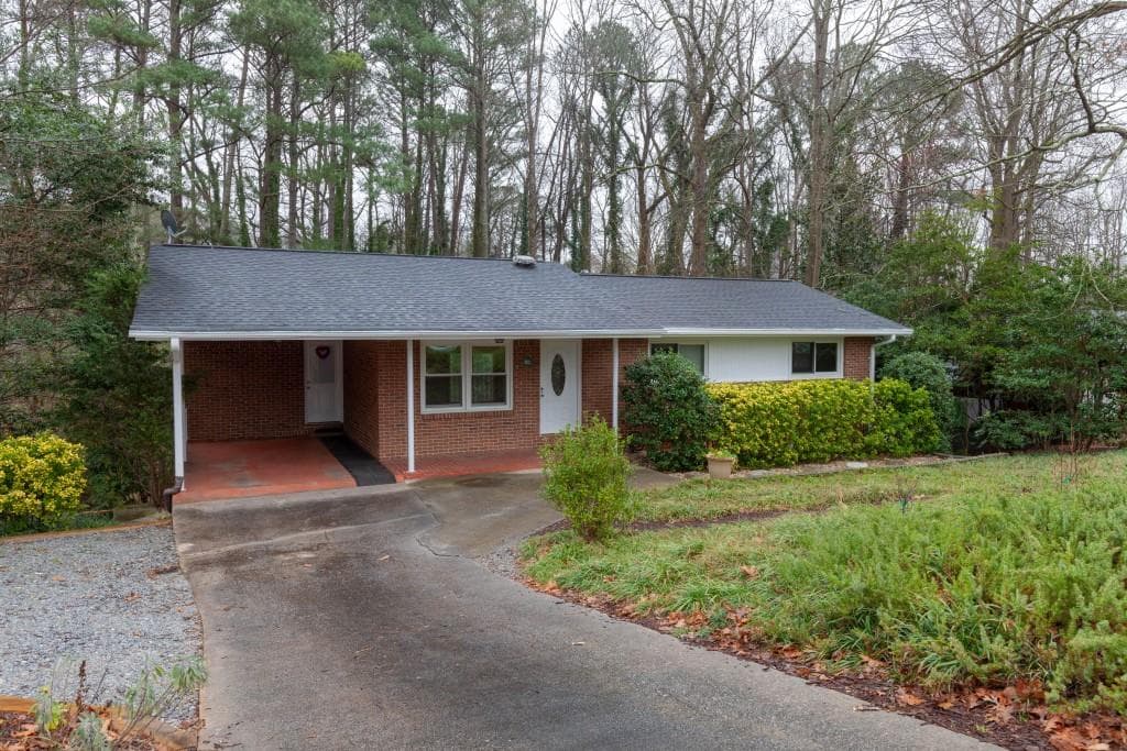 1571 Delia Drive, Decatur, GA 30033 — most recent listing photo