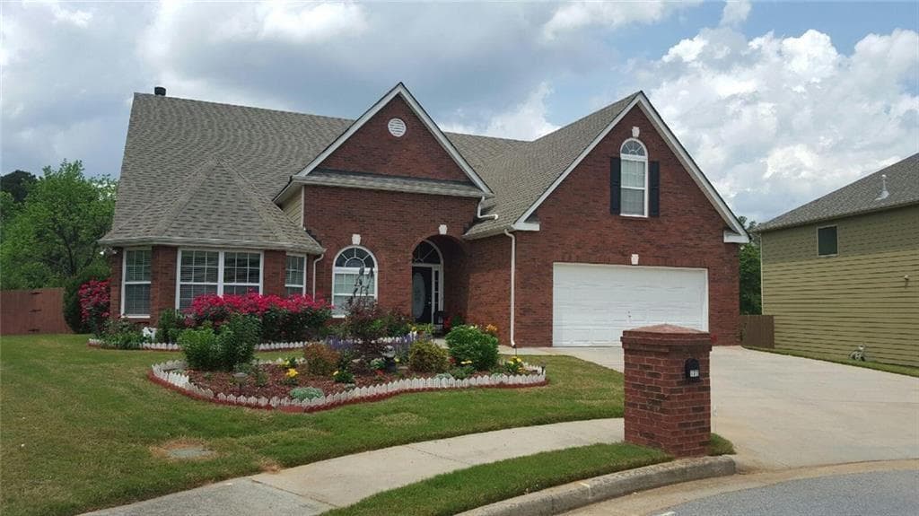 4 bedroom, 3 bathroom, 3,524 sq ft single family residence sold at 777 KAITLYN Drive, Loganville, GA 30052
