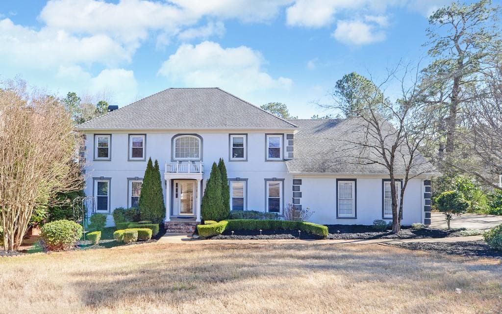 5 bedroom, 4 bathroom, 4,424 sq ft single family residence sold at 12015 Magnolia Crescent Drive, Roswell, GA 30075
