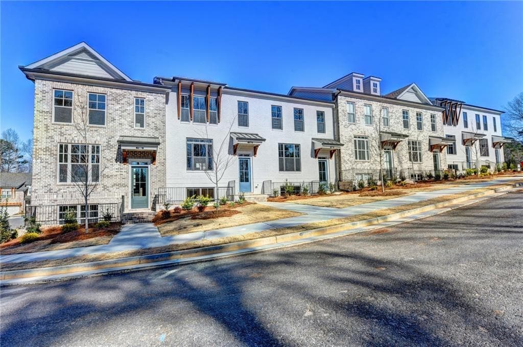 5293 Cresslyn Ridge 32, Johns Creek, GA 30005 — most recent listing photo