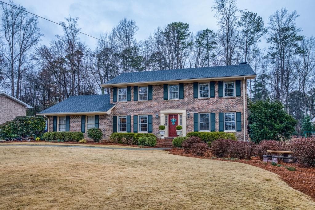 5680 Bend Creek Road, Dunwoody, GA 30338 — most recent listing photo