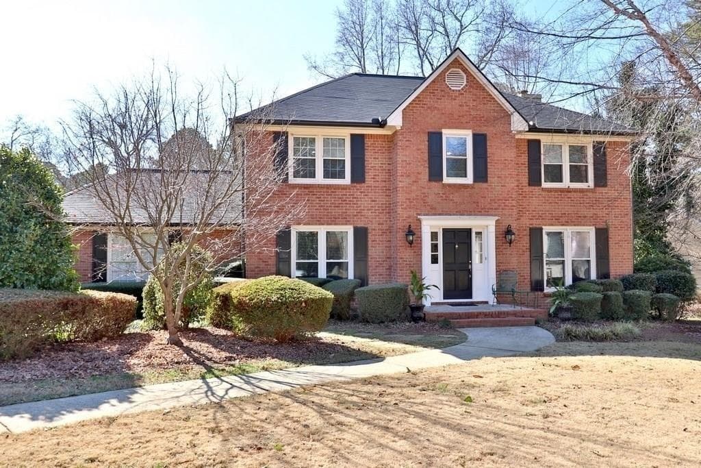 4 bedroom, 3 bathroom, 2,616 sq ft single family residence sold at 105 MAJOR Court, Roswell, GA 30076