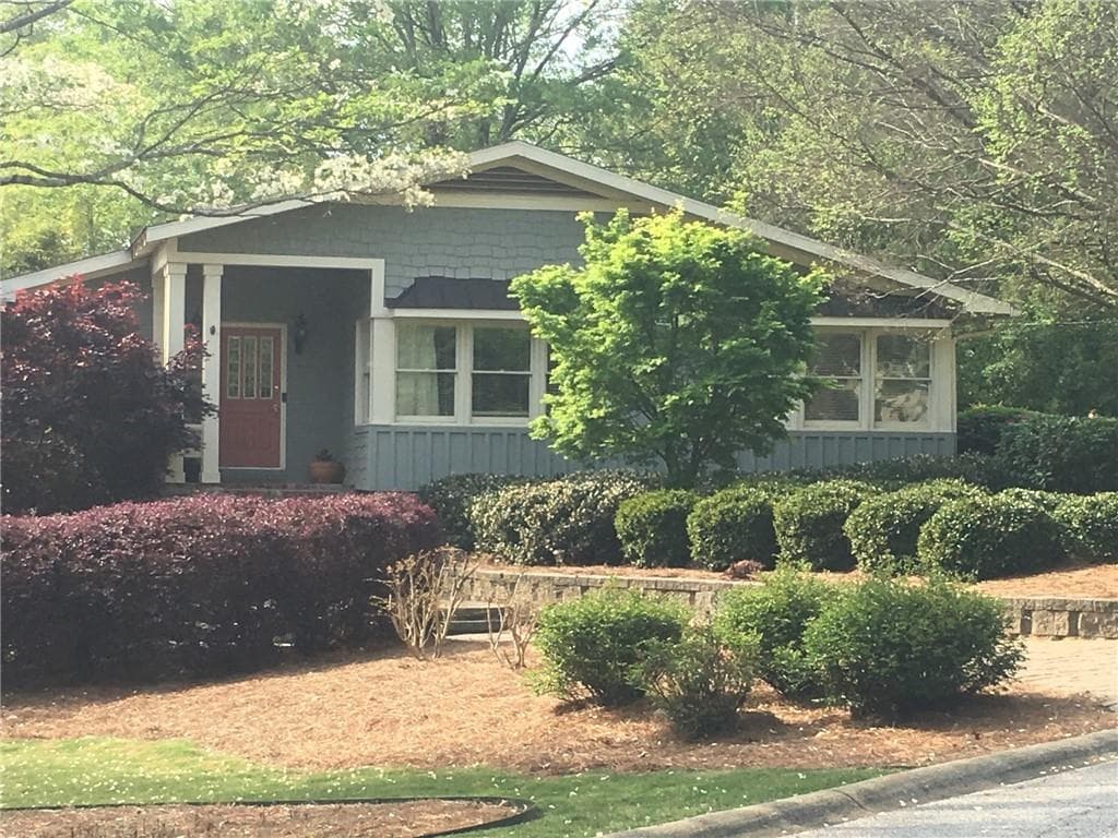 2734 Parkwood Road, Smyrna, GA 30080 — most recent listing photo