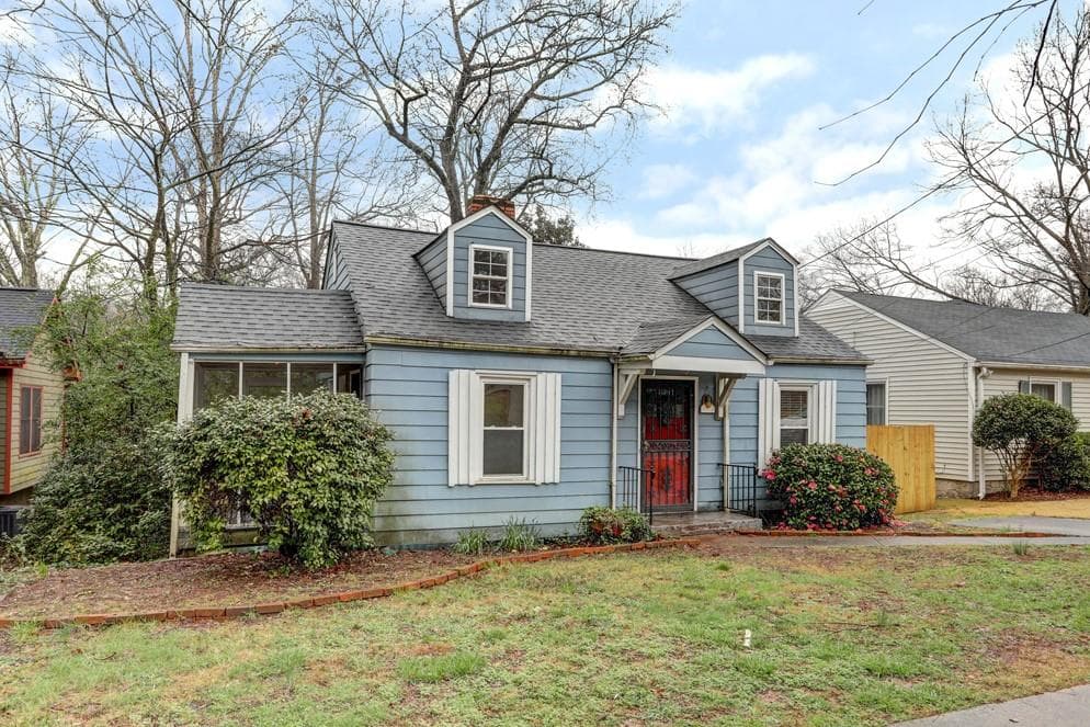 3 bedroom, 1 bathroom, 1,148 sq ft single family residence sold at 707 Stokeswood Avenue, Atlanta, GA 30316