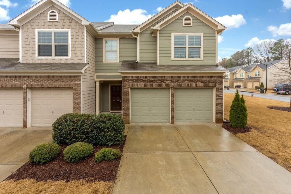 1490 PARK BROOKE Circle 16, Marietta, GA 30008 — most recent listing photo