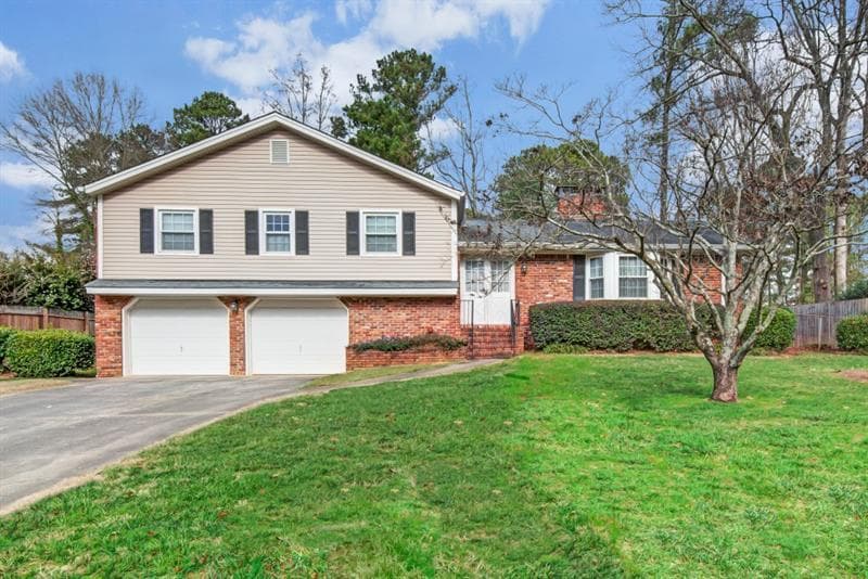3011 Greenwood Trail, Marietta, GA 30067 — most recent listing photo