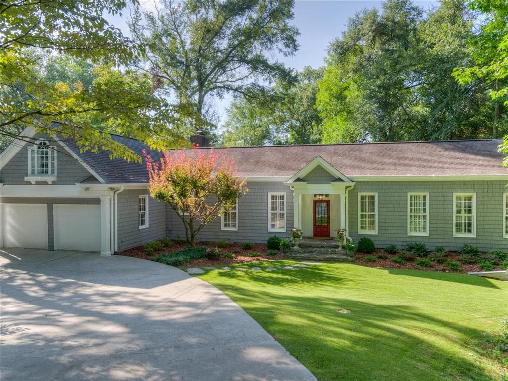 4 bedroom, 4 bathroom, 4,320 sq ft single family residence sold at 516 Broadland Road, Atlanta, GA 30342