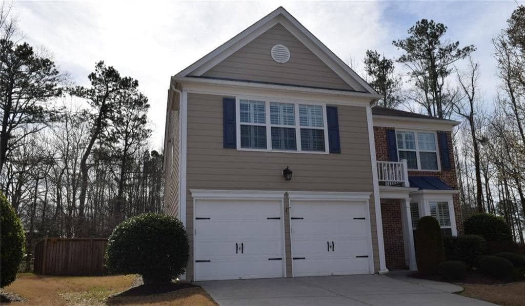 3 bedroom, 3 bathroom, 1,748 sq ft single family residence sold at 3605 BALLYBANDON Court, Cumming, GA 30040