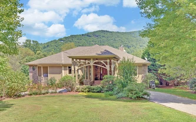4697 ARROWHEAD Road, Hiawassee, GA 30546 — most recent listing photo