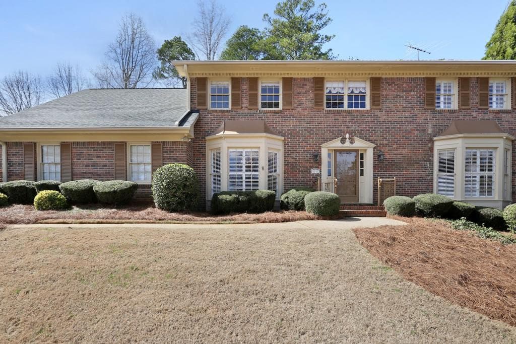 5248 Wynterhall Drive, Dunwoody, GA 30338 — most recent listing photo