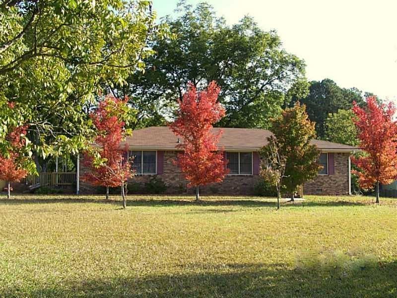 3 bedroom, 2 bathroom, 1,767 sq ft single family residence sold at 4389 Thompson Road, Loganville, GA 30052