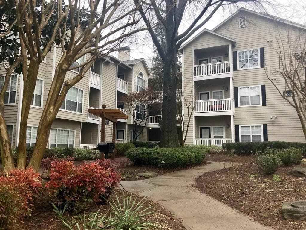 2 bedroom, 2 bathroom, 1,216 sq ft condominium sold at 1250 PARKWOOD Circle 1312, Atlanta, GA 30339