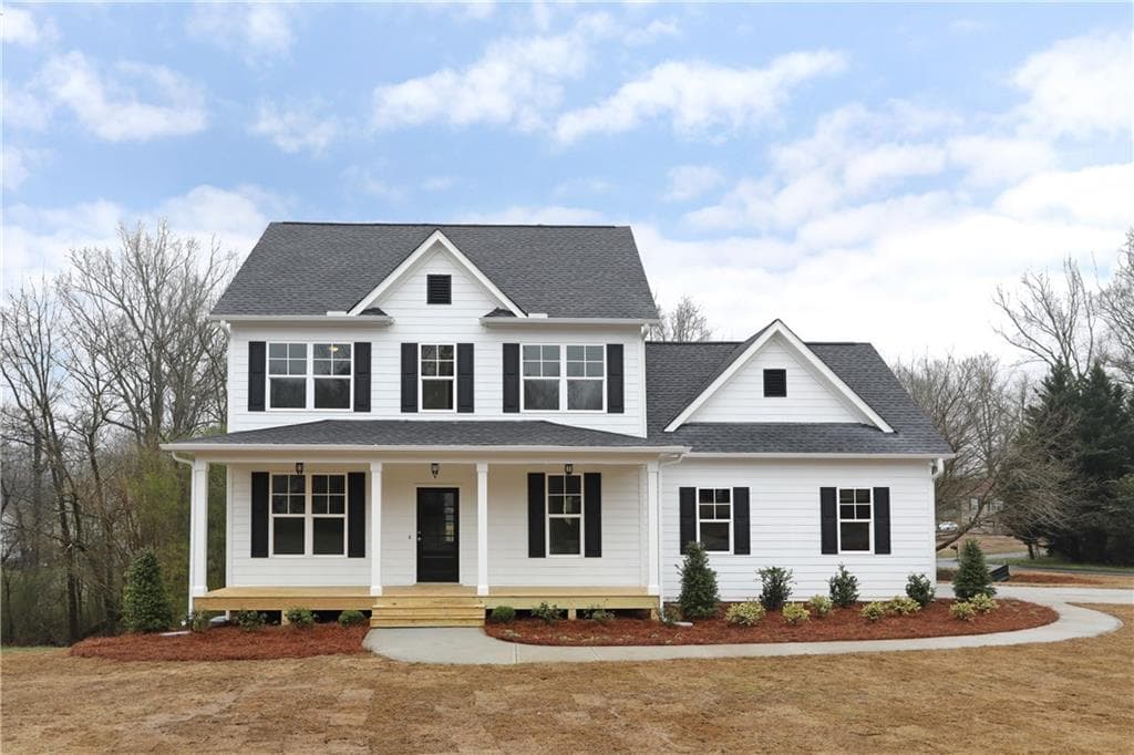 3 bedroom, 3 bathroom single family residence sold at 7815 Trailside Way, Gainesville, GA 30506