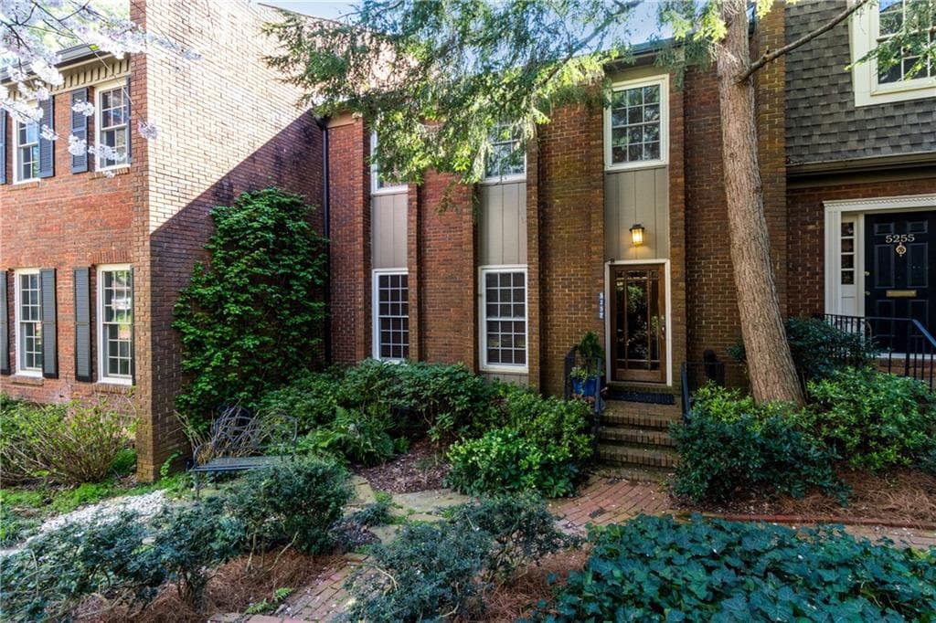 5257 Glenridge Drive, Atlanta, GA 30342 — most recent listing photo