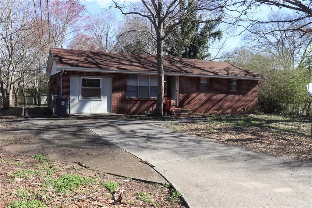 210 Porter Lane, Jonesboro, GA 30236 — most recent listing photo