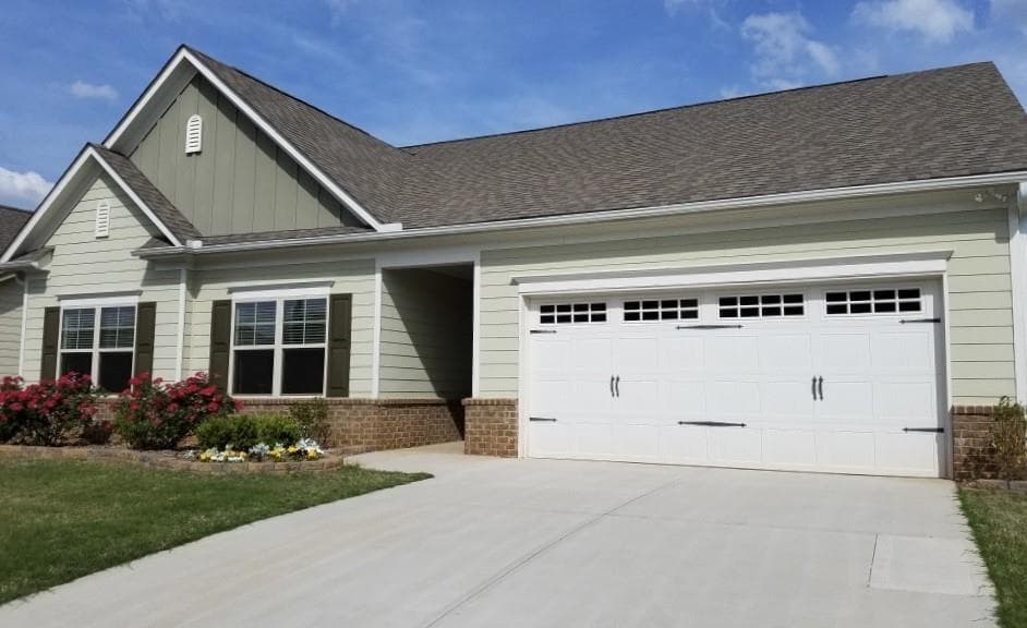 4670 Summerview Drive, Gainesville, GA 30504 — most recent listing photo