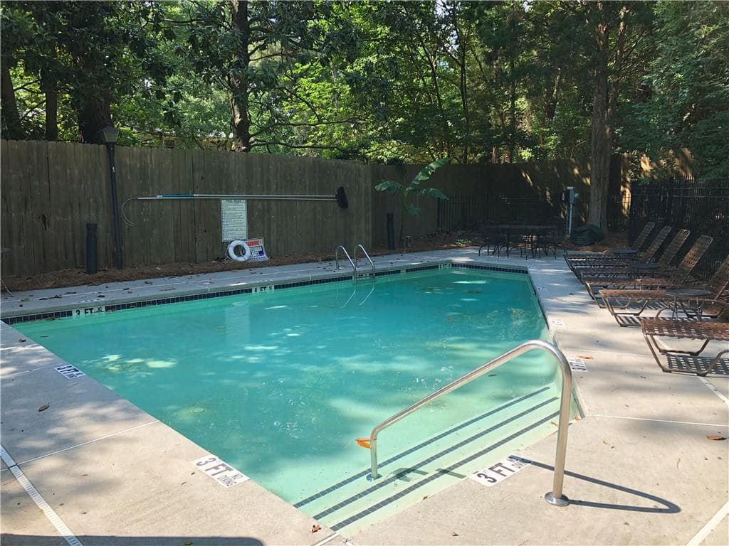 424 Lindbergh Drive 102, Atlanta, GA 30305 — most recent listing photo