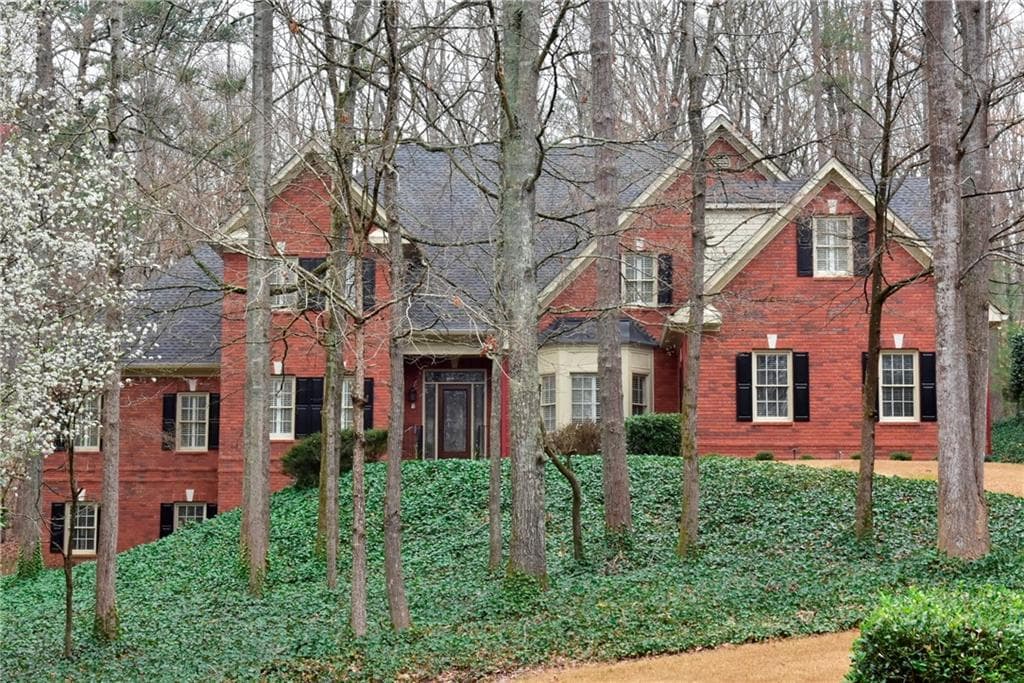 1045 Wilson Glen Drive, Roswell, GA 30075 — most recent listing photo