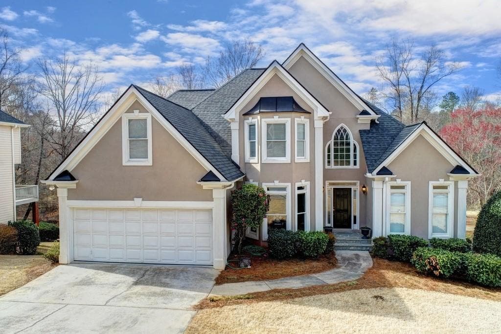 6 bedroom, 5 bathroom, 4,618 sq ft single family residence sold at 2571 Wood Creek Court, Dacula, GA 30019