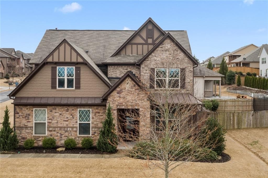 6085 Bluff Heights Drive, Cumming, GA 30040 — most recent listing photo