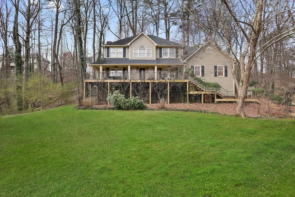 815 E Hembree Crossing, Roswell, GA 30076 — most recent listing photo