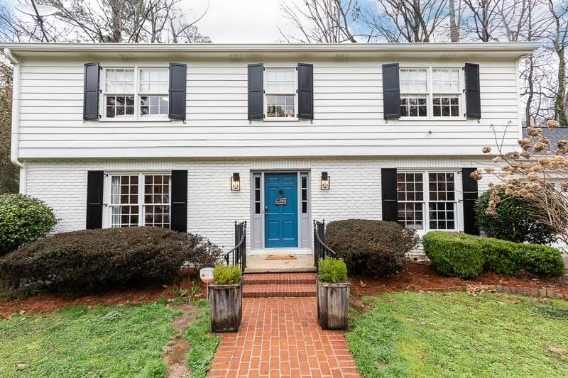 4 bedroom, 4 bathroom single family residence sold at 3889 Whittington Drive, Atlanta, GA 30342