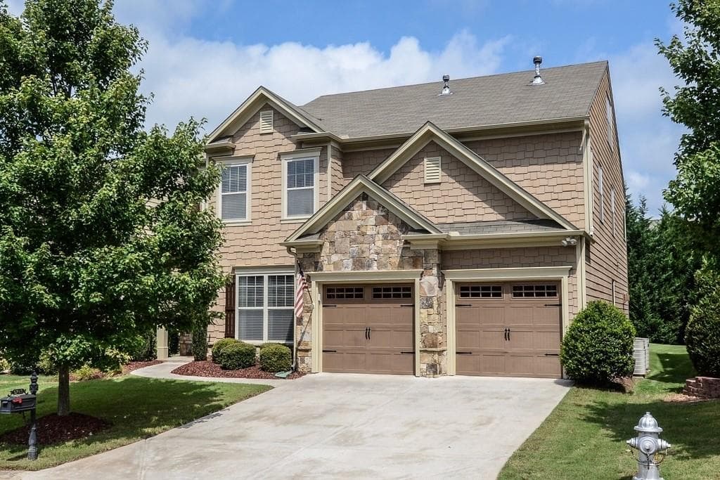 6 bedroom, 4 bathroom, 3,569 sq ft single family residence sold at 5765 WHITE CREEK Run, Cumming, GA 30040
