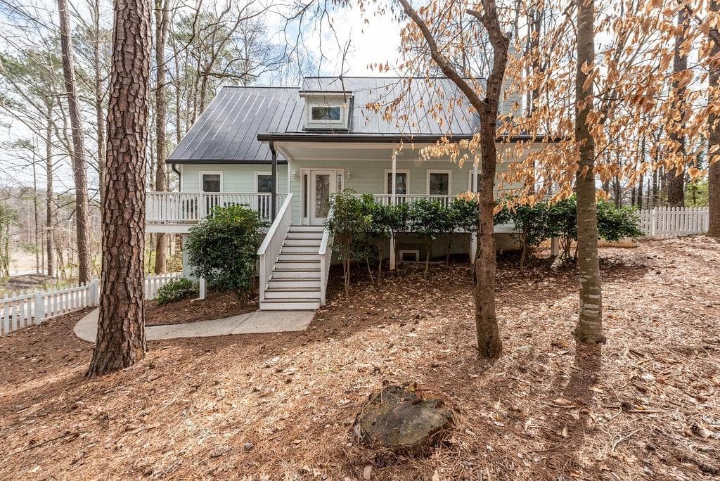 102 Beech Street, Roswell, GA 30075 — most recent listing photo