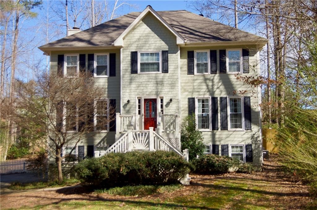 4 bedroom, 3 bathroom, 2,371 sq ft single family residence sold at 300 Lakemont Drive, Roswell, GA 30075