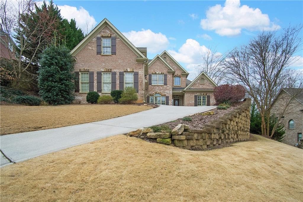 6 bedroom, 5 bathroom, 5,476 sq ft single family residence sold at 750 E Shore Drive, Canton, GA 30114