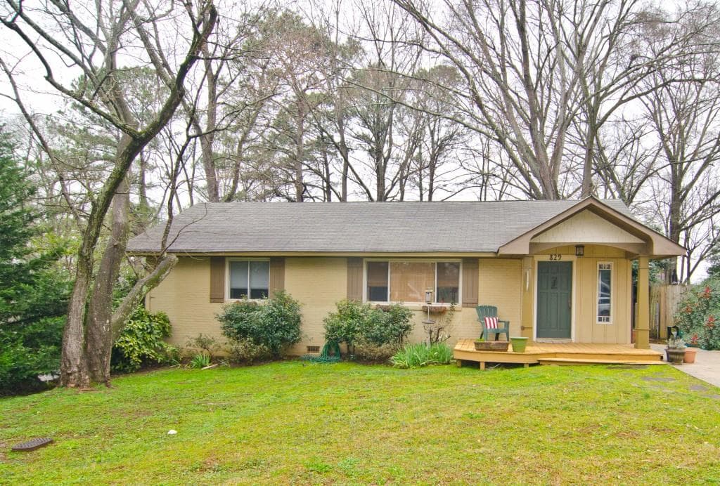 829 Frances Drive, Smyrna, GA 30080 — most recent listing photo