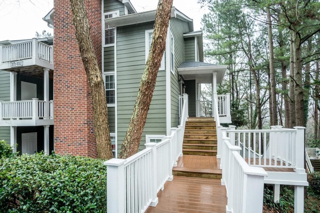 2074 River Heights Walk, Marietta, GA 30067 — most recent listing photo