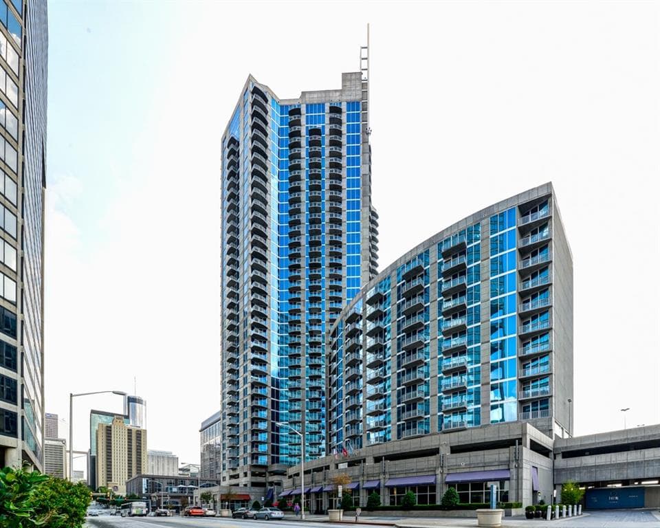 400 W Peachtree Street 1506, Atlanta, GA 30308 — most recent listing photo