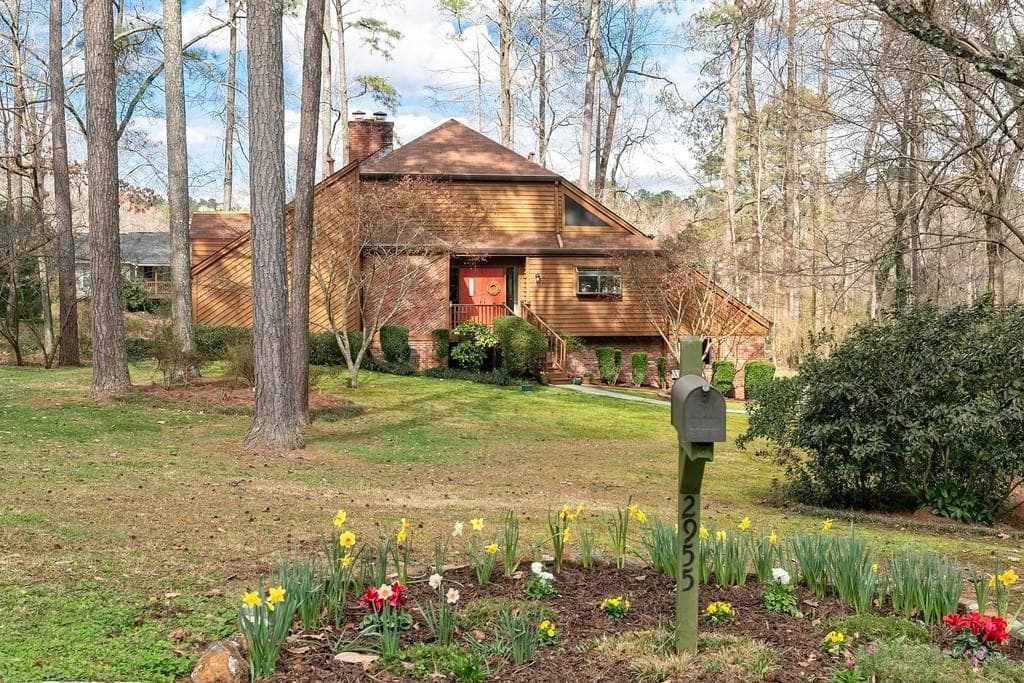 2955 Dellinger Drive, Marietta, GA 30062 — most recent listing photo