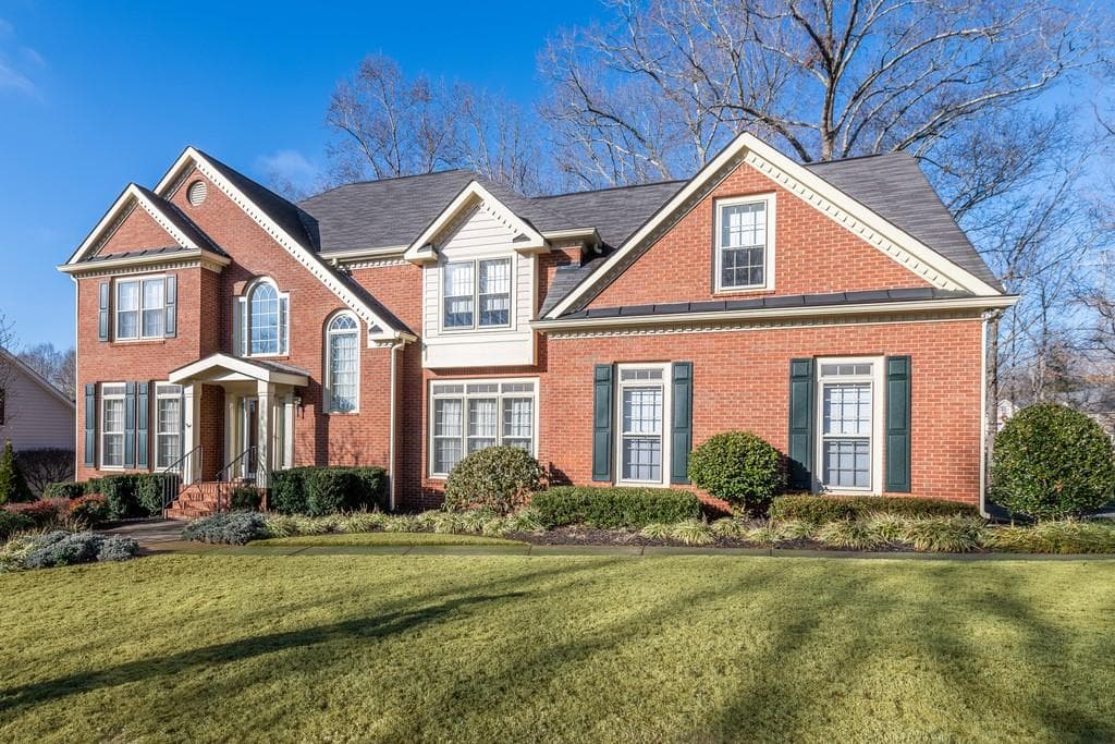 5 bedroom, 4 bathroom single family residence sold at 1567 Halisport Lake Drive 0, Kennesaw, GA 30152