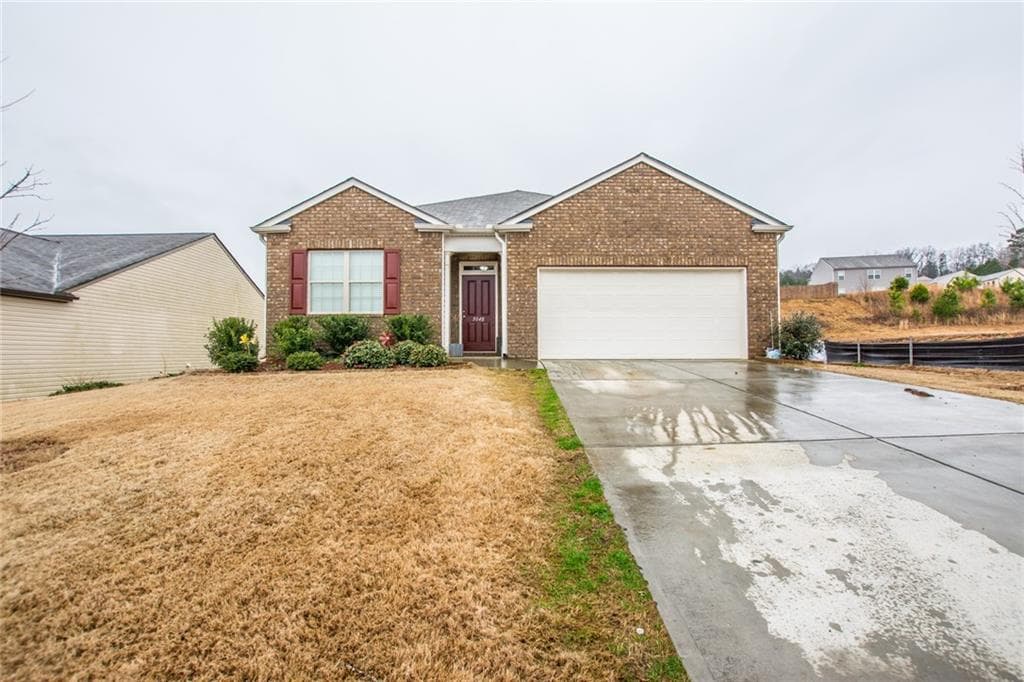 4 bedroom, 2 bathroom, 1,862 sq ft single family residence sold at 3048 Heritage Glen Drive, Gainesville, GA 30507