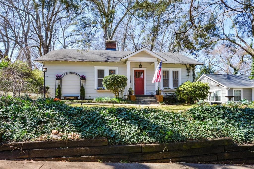 569 Etowah Drive, Marietta, GA 30060 — most recent listing photo