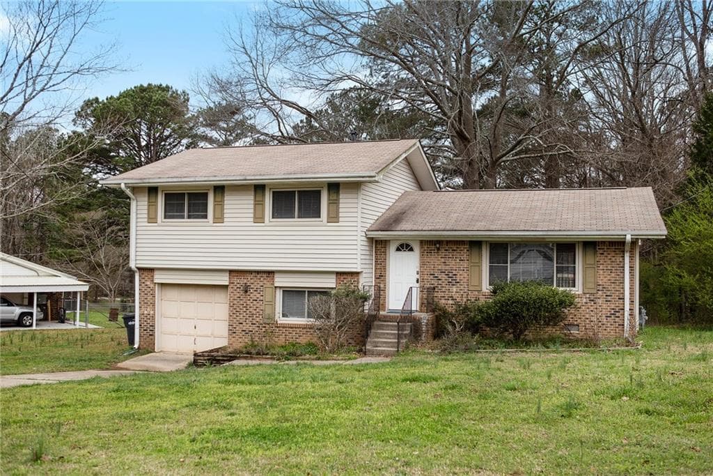 135 Meadowview Drive, Tyrone, GA 30290 — most recent listing photo