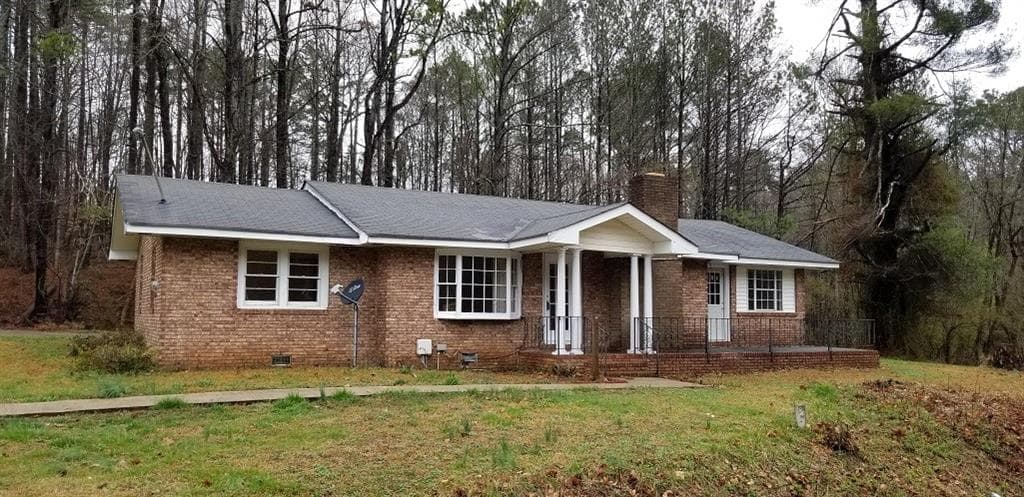 3 bedroom, 2 bathroom, 1,569 sq ft single family residence sold at 8731 Knox Bridge Highway, Canton, GA 30114