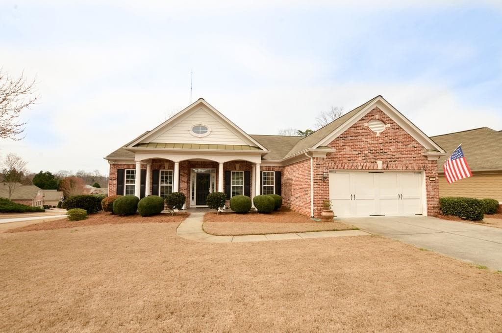 6305 Thunder Ridge Circle, Hoschton, GA 30548 — most recent listing photo
