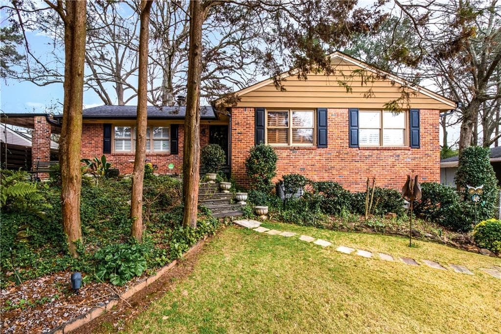 3 bedroom, 2 bathroom, 1,585 sq ft single family residence sold at 1489 BROOK VALLEY Lane, Atlanta, GA 30324