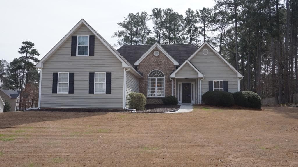 4 bedroom, 2 bathroom, 1,774 sq ft single family residence sold at 1518 Sierra Ridge Place, Loganville, GA 30052