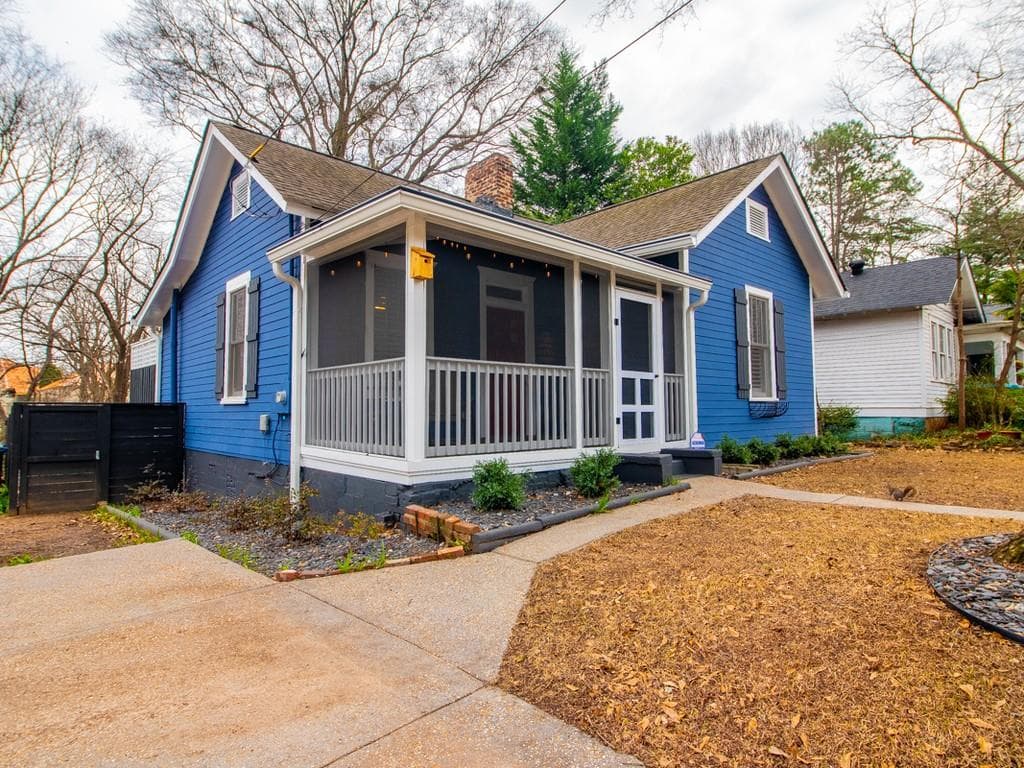 1 bedroom, 1 bathroom, 900 sq ft single family residence sold at 1207 NILES Avenue, Atlanta, GA 30318