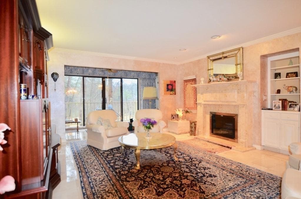 3 bedroom, 2 bathroom, 1,720 sq ft condominium sold at 26103 PLANTATION Drive 26103, Atlanta, GA 30324